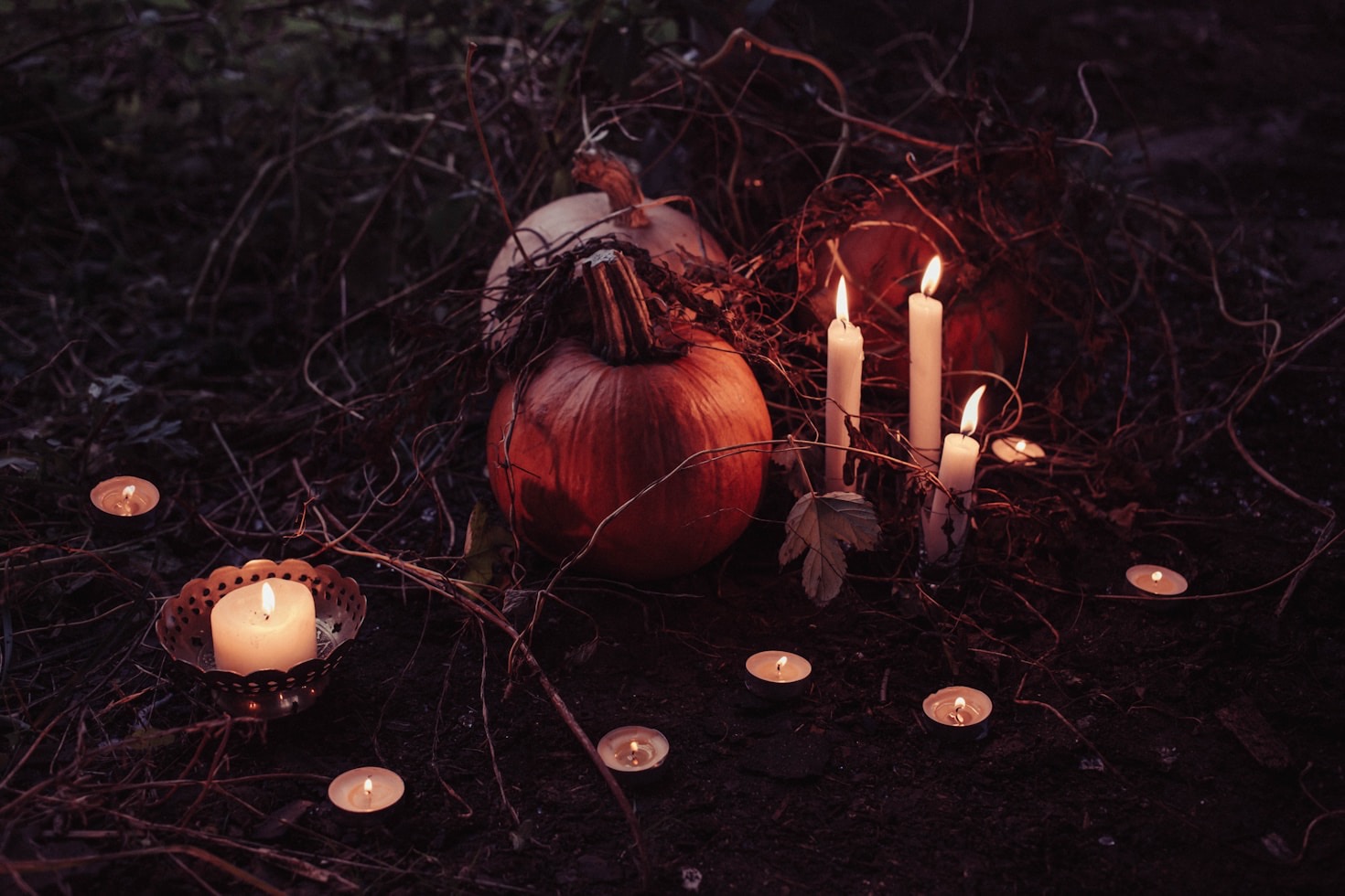 Top 5 Occult Fiction Books to Inspire You